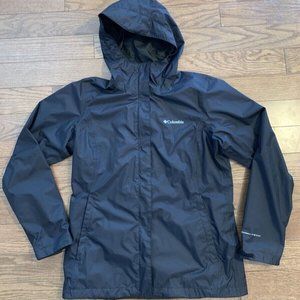Columbia Women's Black Arcadia II Omni-Tech Hooded Rain Jacket Size M